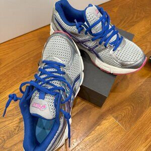 ASICS size 7